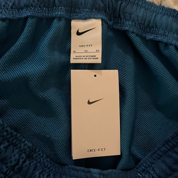 Nike DriFit Men’s Sweatpants - NWT! - Picture 4 of 6